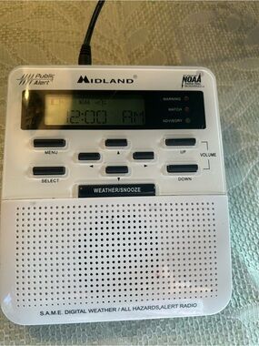 Midland White NOAA Weather Alert Portable Radio